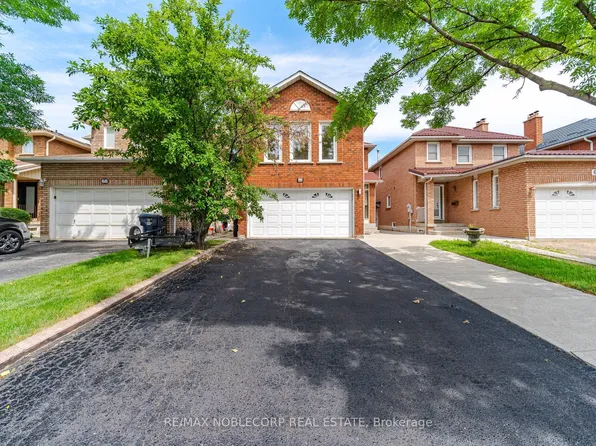 66 Cinrickbar Dr, Toronto, ON M9W 6X3
