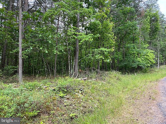 3rd image of LOT 15 E Four Seasons Ln