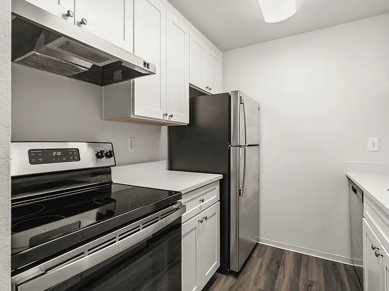 A sleek kitchen ready for your favorite meals A sleek kitchen ready for your favorite meals
