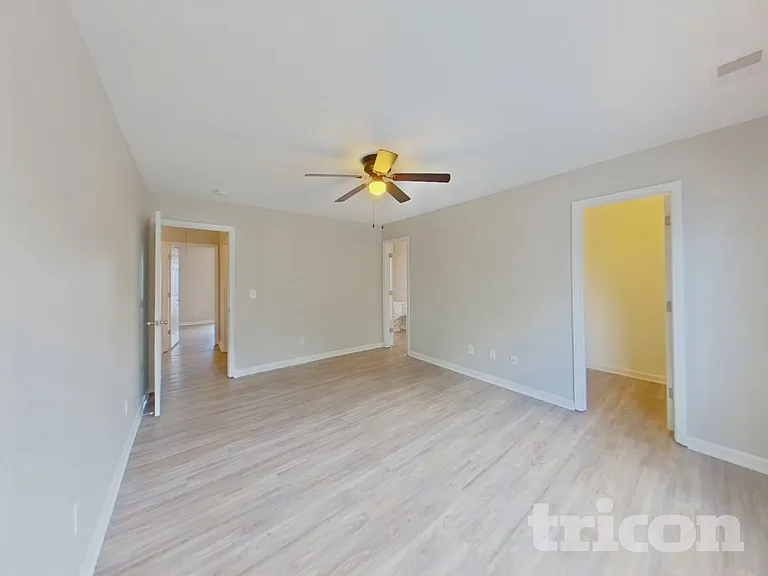 1401 May Oak Cir — Photo 7