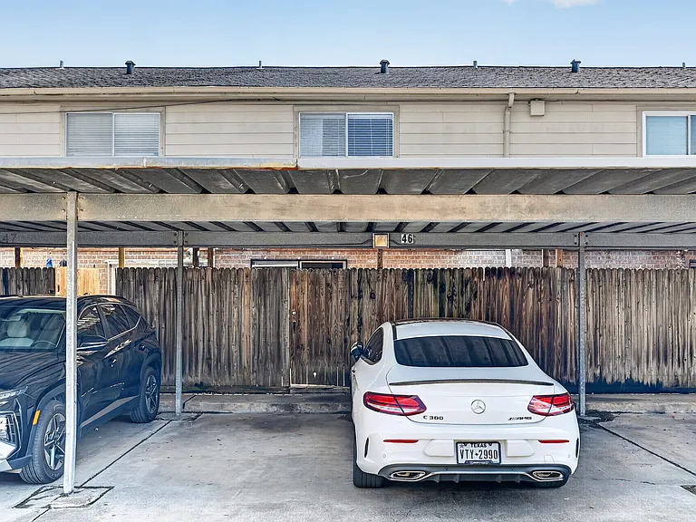 6111 Beverly Hill St #46 — Photo 32