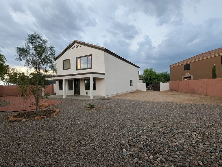 33966 N Mercedes Dr — Photo 23