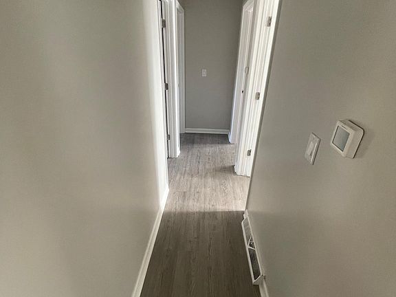 5th image of 2841 Marigold Ave