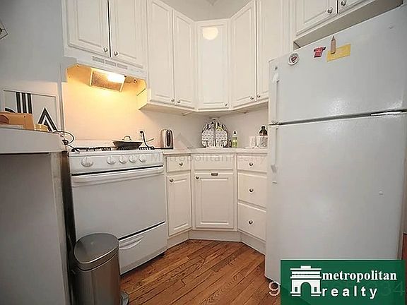 2nd image of 447 7th Ave APT 3a