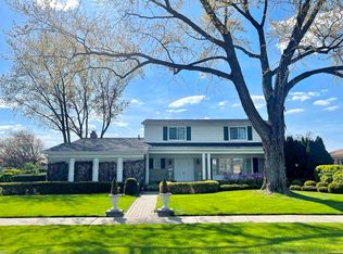 32007 Claeys Dr, Warren, MI 48093