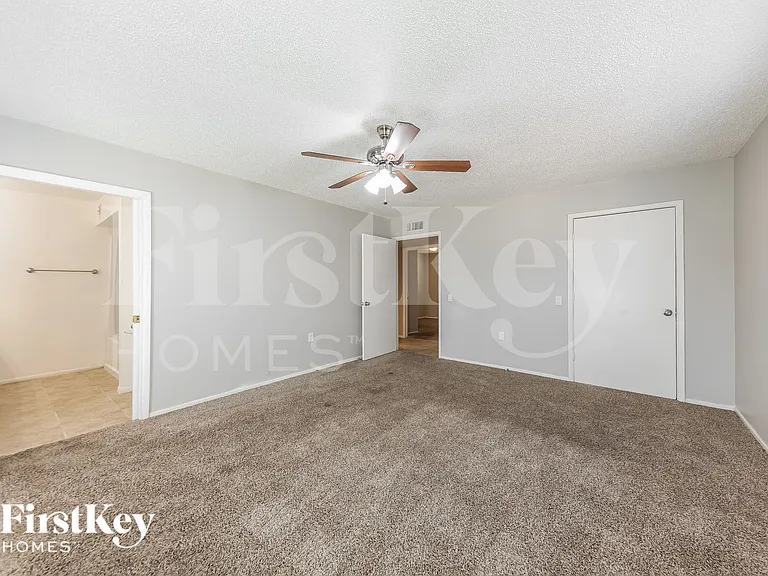 3816 W Northern Ave — Photo 9