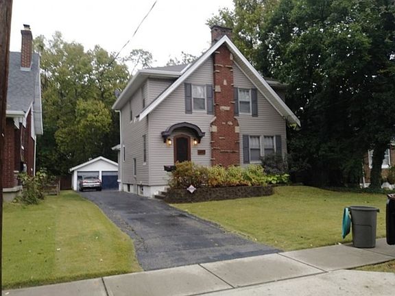 3rd image of 6832 Richard Ave