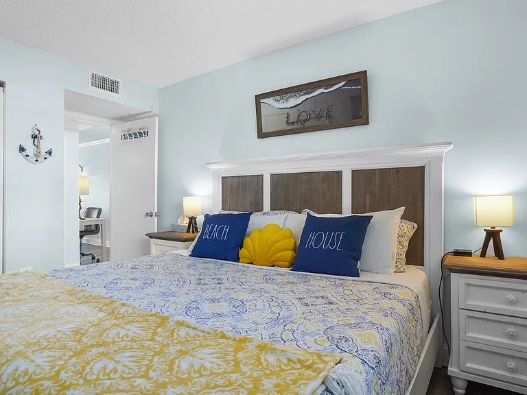 4103 Gulf Blvd #109 — Photo 30