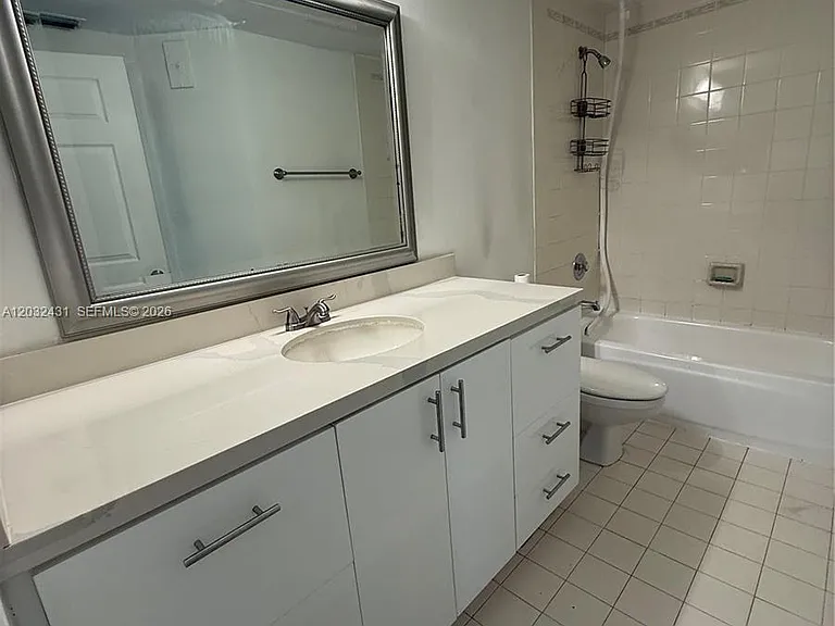 715 SW 148th Ave #611 — Photo 18