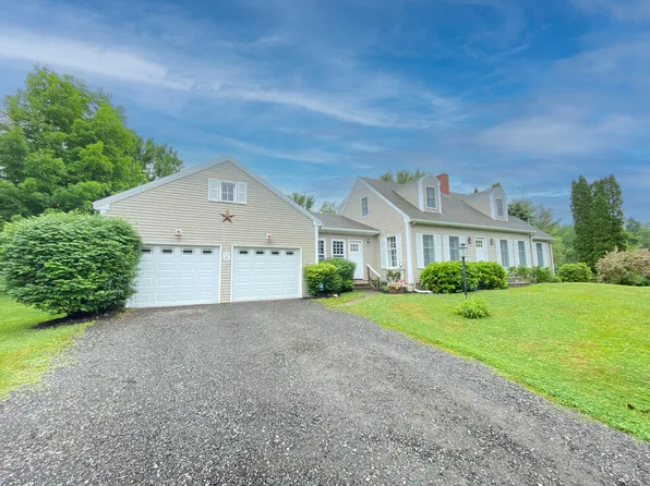 22 Old County Road, Damariscotta, ME 04543