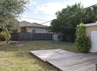 174 SW 3rd St, Deerfield Beach, FL 33441