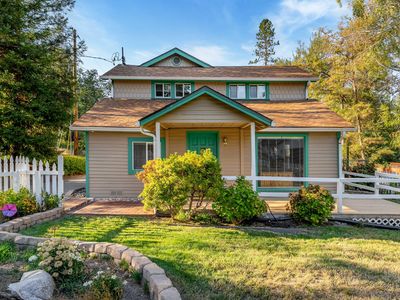 416 NW Pleasant View Dr, Grants Pass, OR, 97526
