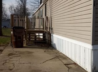 51 Robin Hood Dr, Greenville, OH 45331