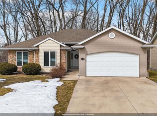 2718 W Independence Ct, Appleton, WI 54914