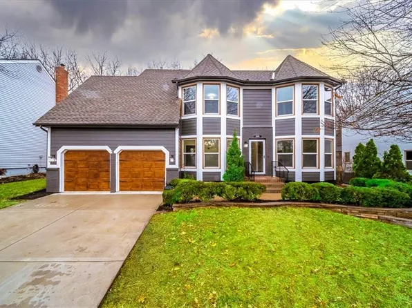 13206 W 116th St, Overland Park, KS 66210