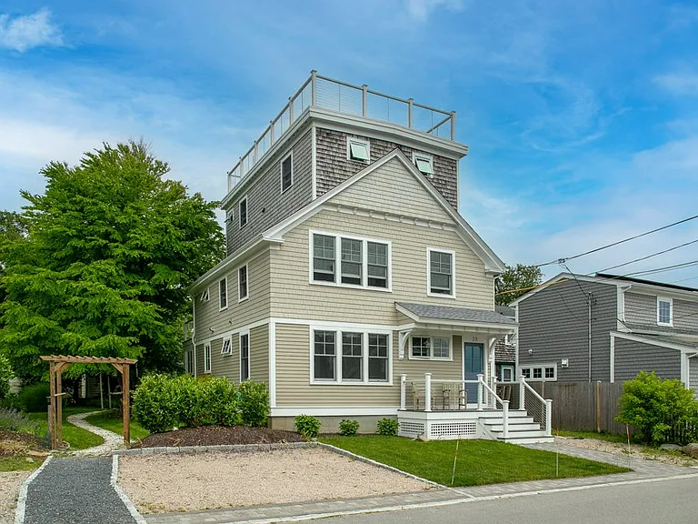 23 Warren Ave #1 — Photo 1