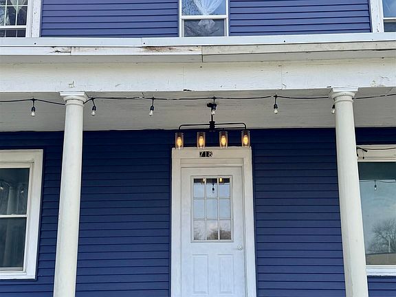 2nd image of 718 Seneca St