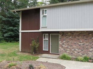 7409 Fairview Rd SW APT 20, Olympia, WA 98512