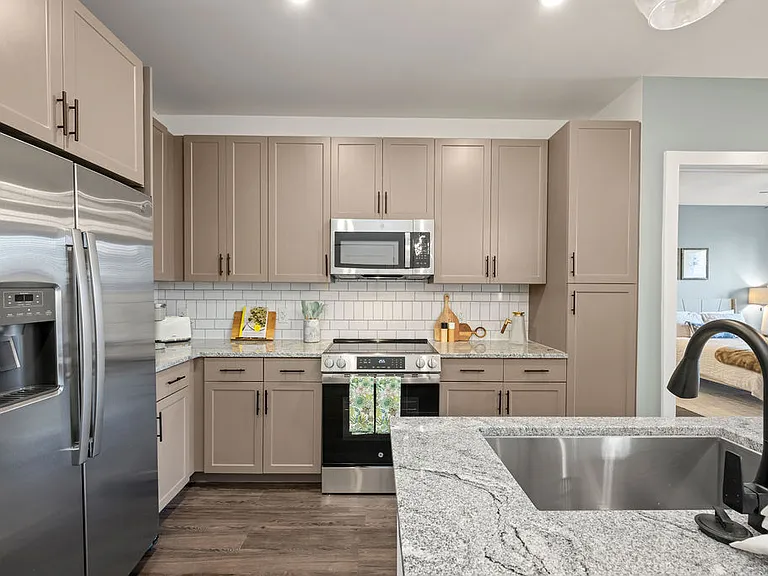 Enclave at Radius Dilworth — Photo 3