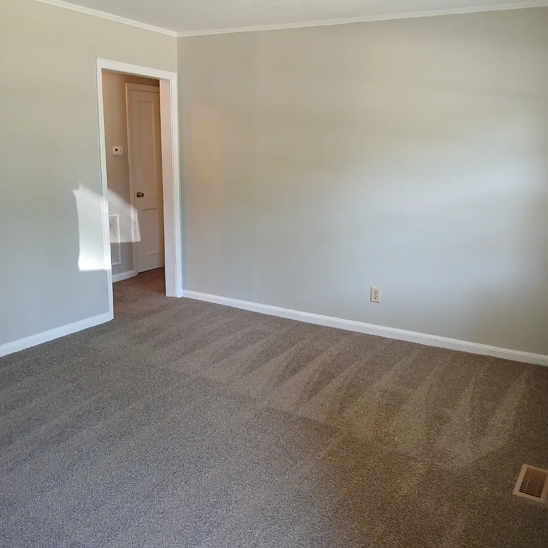 2 bed, 800 sqft, $850 — Photo 3