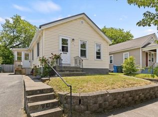 143 Henrietta St, Rochester, NY 14620