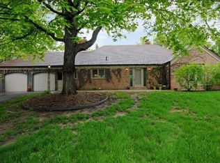 321 Margaret Cir, Wayzata, MN 55391