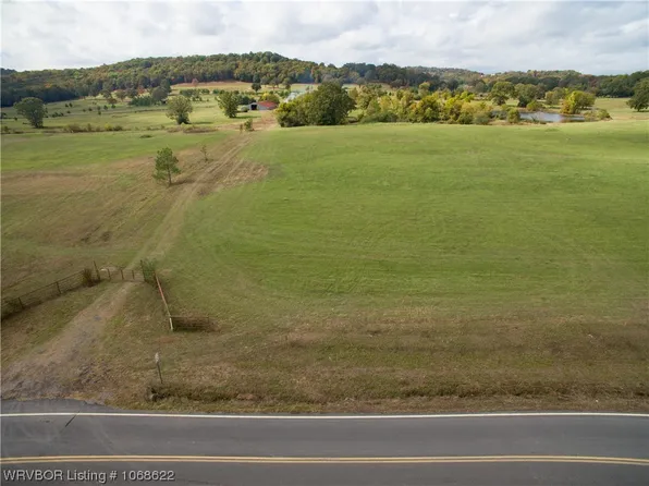 Cain Rd, Mountainburg, AR 72946