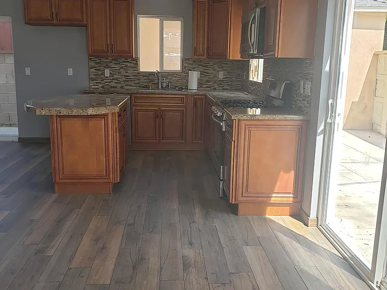 7026 N Tampa Ave — Photo 17