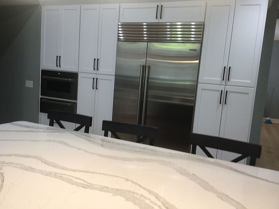 1st image of 25 Peninsula Dr