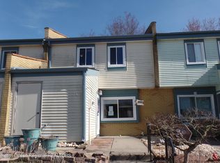 17 Chatham Ct #122, Brick, NJ 08724