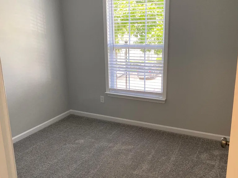 4236 Vienna Crest Dr — Photo 22