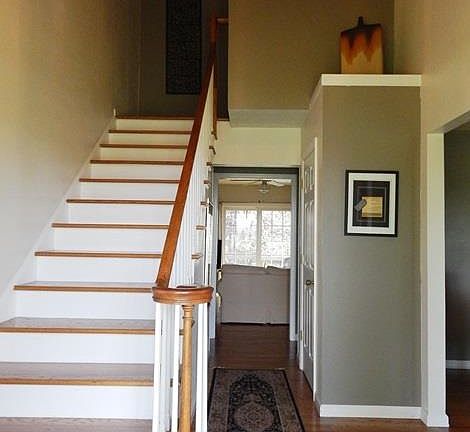 5th image of 281 River View Dr