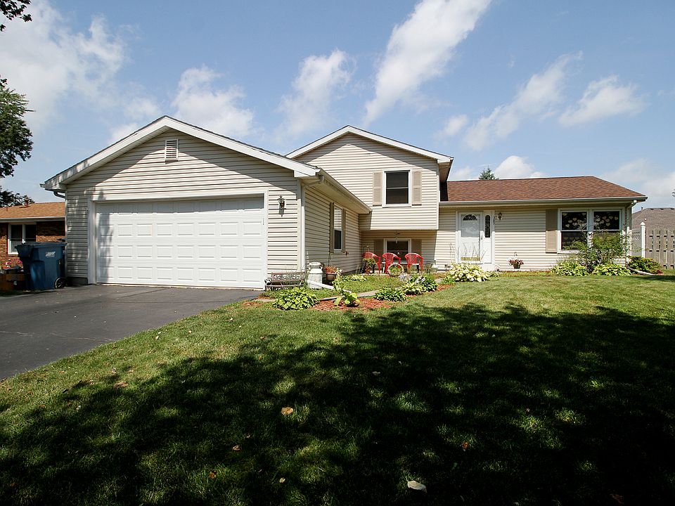 1st image of 389 Anita Dr