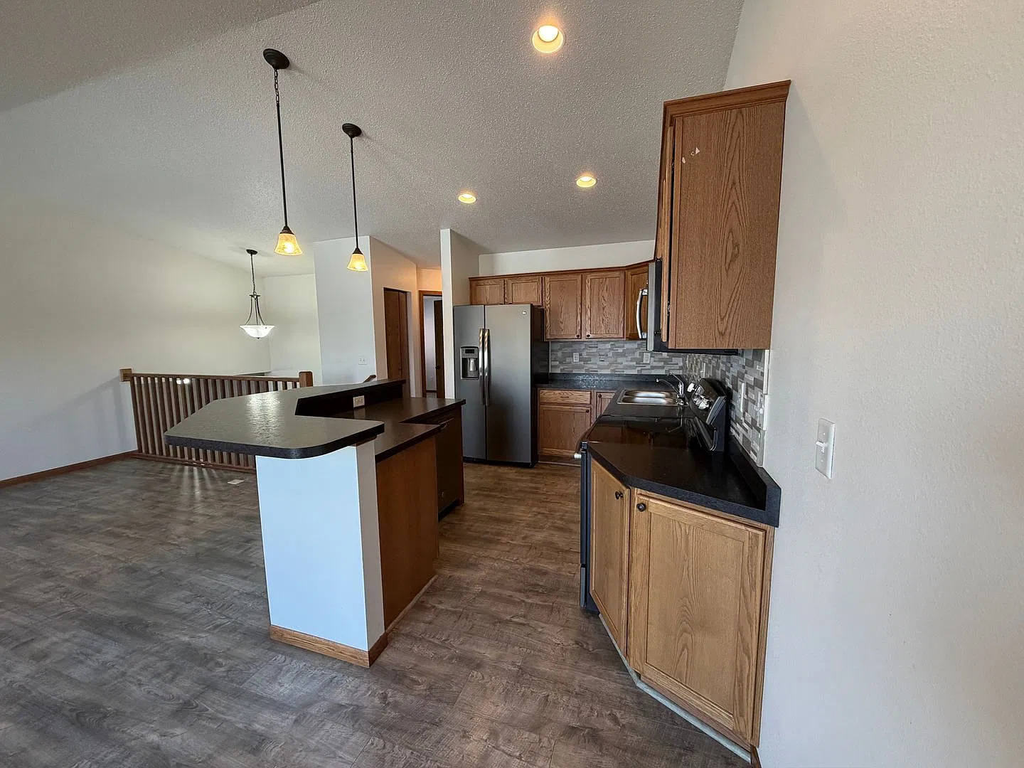 2580B — Photo 1