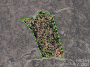 6 Pioneer Ln, Hendersonville, NC 28792