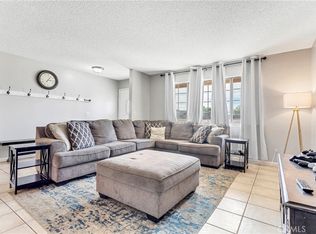 13985 Navajo Rd, Apple Valley, CA 92307