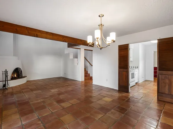 2992 Plaza Azul, Santa Fe, NM 87507