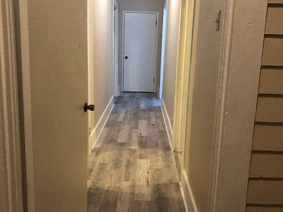 4th image of 424 Texaco Ln #6
