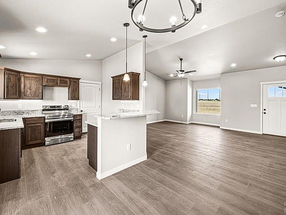 4th image of 268 N Purcell Blvd