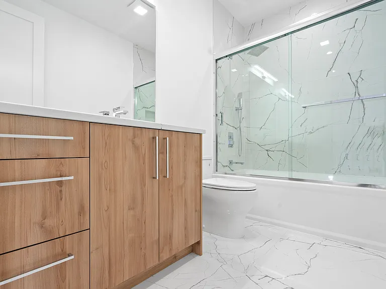 3008 W Belmont Ave #3 — Photo 7
