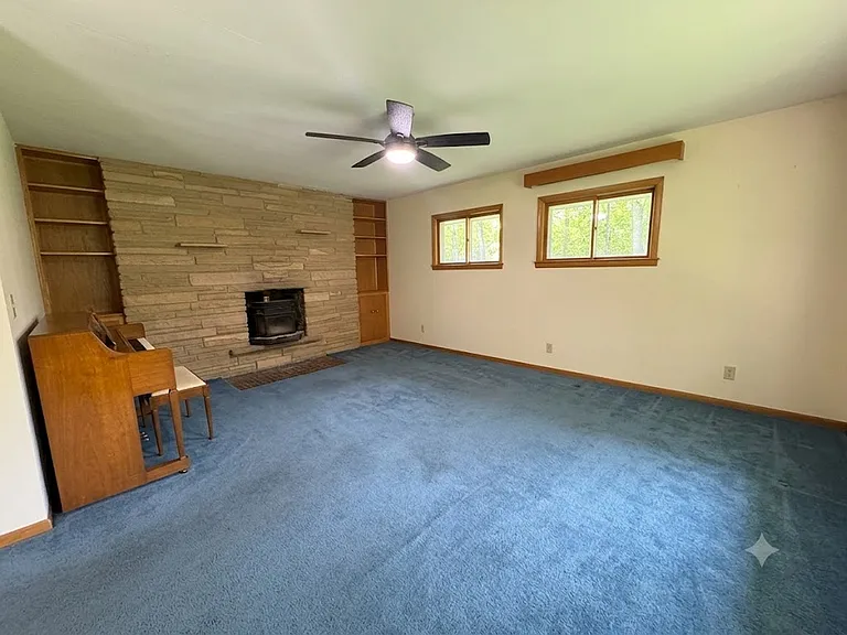 3580 Slinger Rd — Photo 16