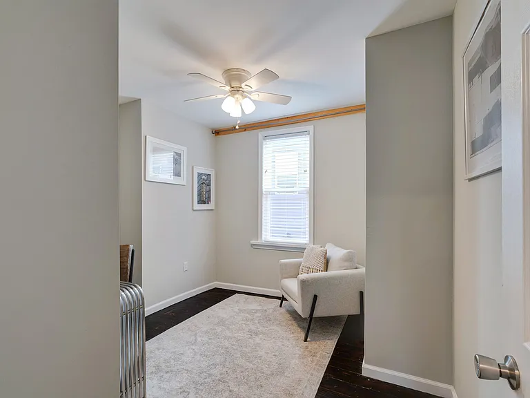 430 McClellan St — Photo 16