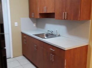 3691 SW 24th Ter, Miami, FL 33145