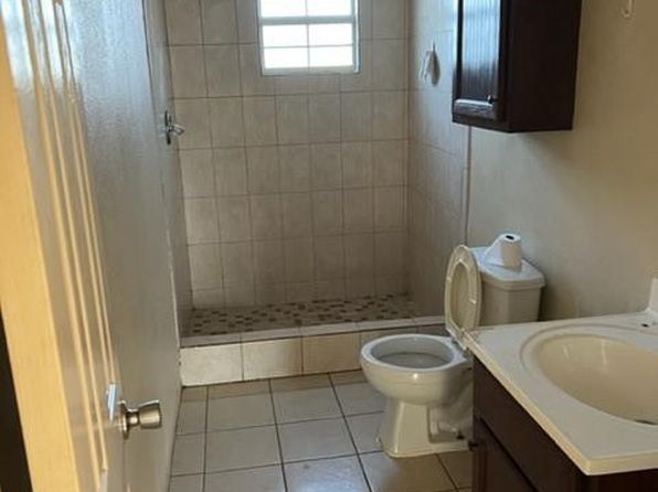 294 W Venus St, Rio Grande City, TX 78582