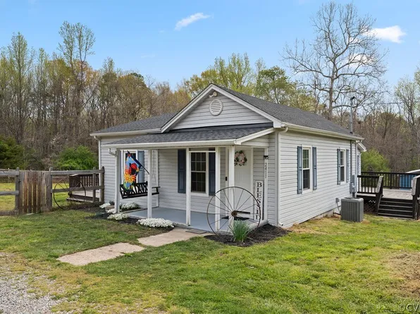 2411 Moore Rd, Powhatan, VA 23139