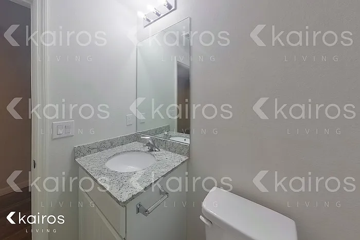 1813 Lawn Ave — Photo 8
