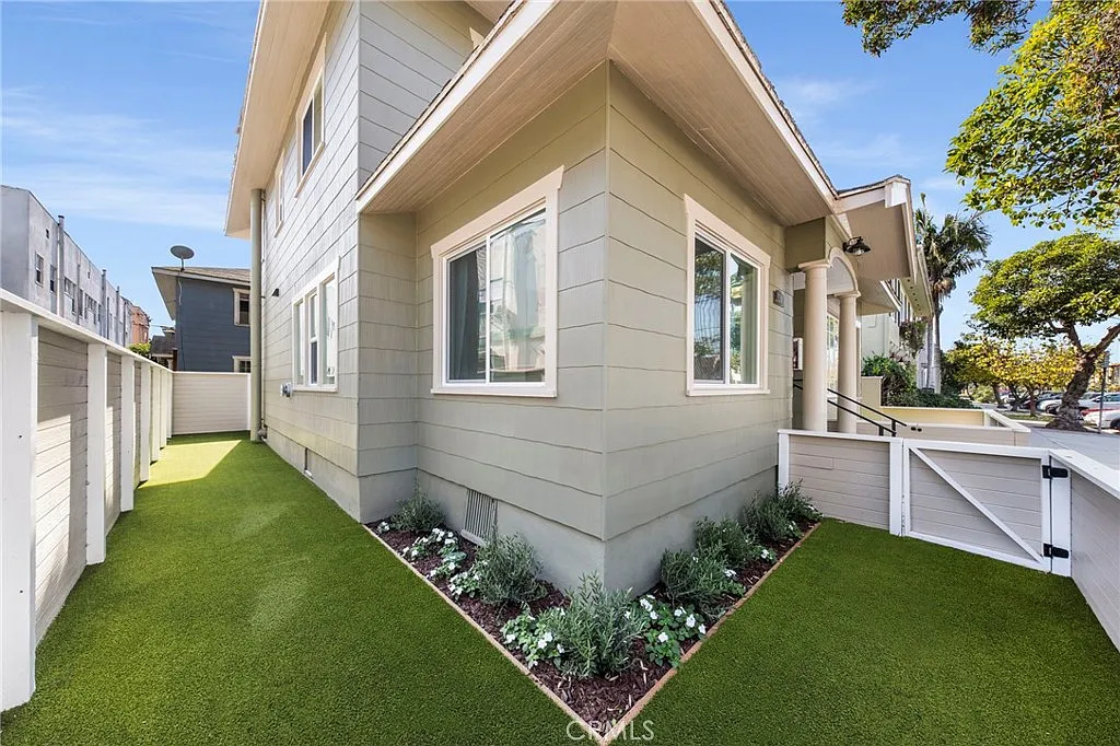 1 bed, 700 sqft, $2,900 — Photo 3