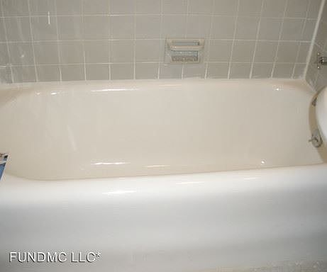 3rd image of 2830 E 130th St APT 5