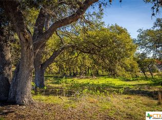 608 Rangeland Rd, Blanco, TX 78606