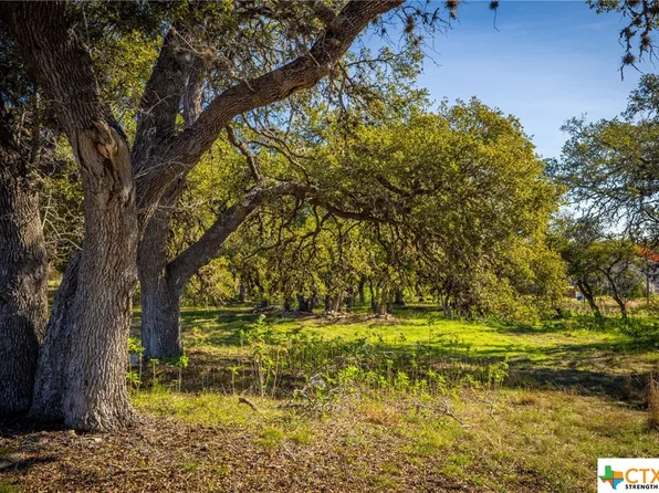 608 Rangeland Rd, Blanco, TX 78606